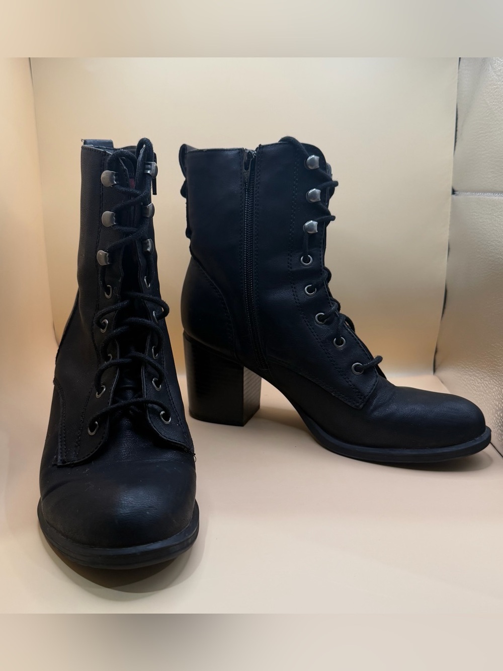 Black Women's Lace-Up Block Heel Ankle Combat Boots